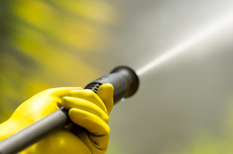 Commercial Pressure Washing: The Key to a Clean and Professional Business Thumbnail